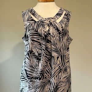 Nine West Black and Cream Patterned Top